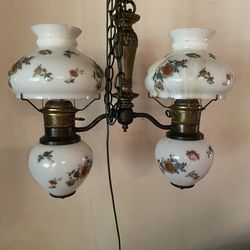 Double Antique Hanging Kerosene Lamps