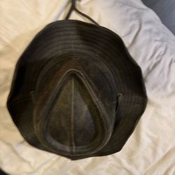 Indiana Jones Looking Ahh Hat