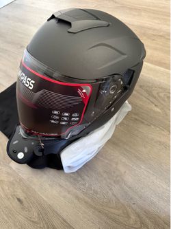 Motorcycle helmet