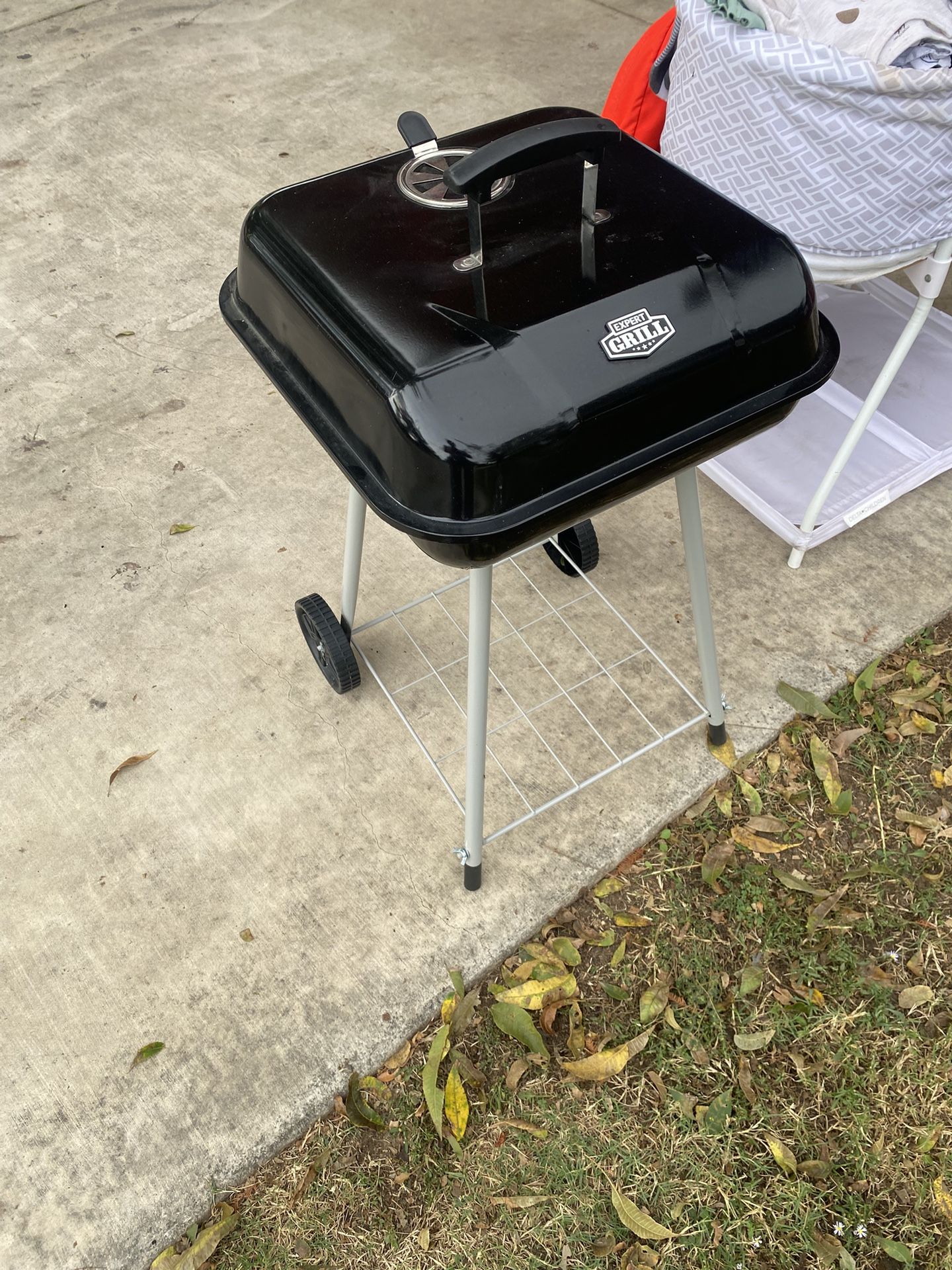 Expert Grill Charcoal BBQ Grill 