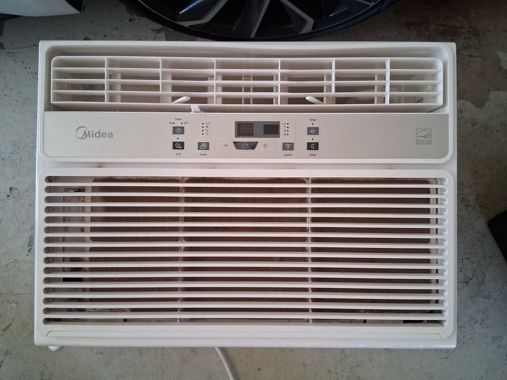 Midea Window Mount A/C Unit 10,000 BTU's! Works Great And Cold!