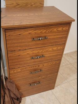 Dresser Chest