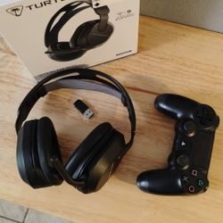 PlayStation 4 + Controller + Wireless Headset