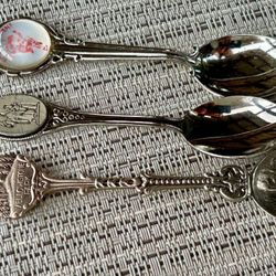 Set Of 3 Souvenir Spoons, Yellowstone National Park, Fort Ancient