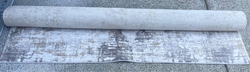 Carpet - 7 feet 10 inches x 10 feet - good condition