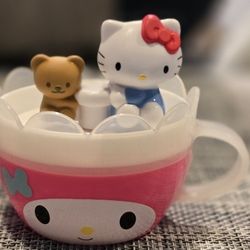 Hello Sanrio Hello Kitty and My Melody tea cup 2017 Happy Meal toy 