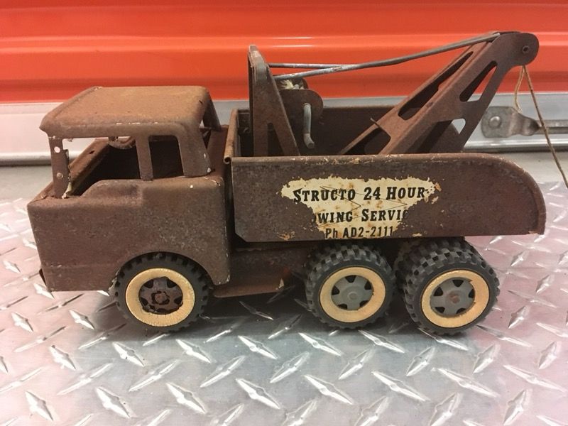 Structo Antique tow truck