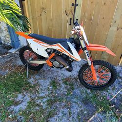 2017 KTM 150 SX / Almost New!