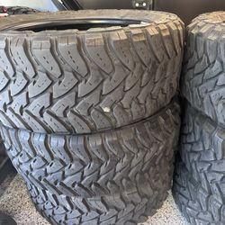 Toyo open country 37x13.5x24