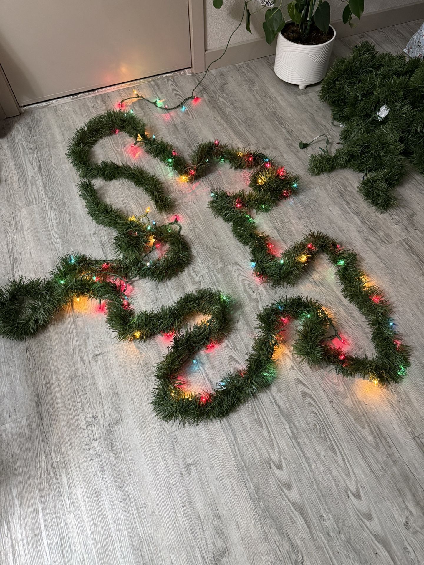 72 FT Pre-lit Multicolor Christmas Green Garland