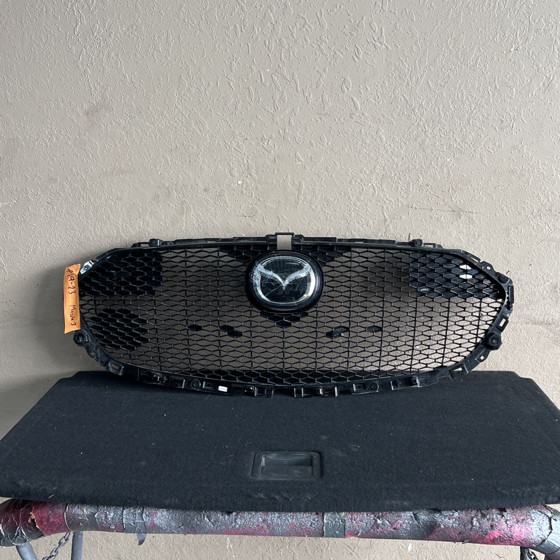 (348) 19-23 Mazda 3 Front Grille Grill Gril Delantero De Alante Part Parts 2019 2020 2021 2022