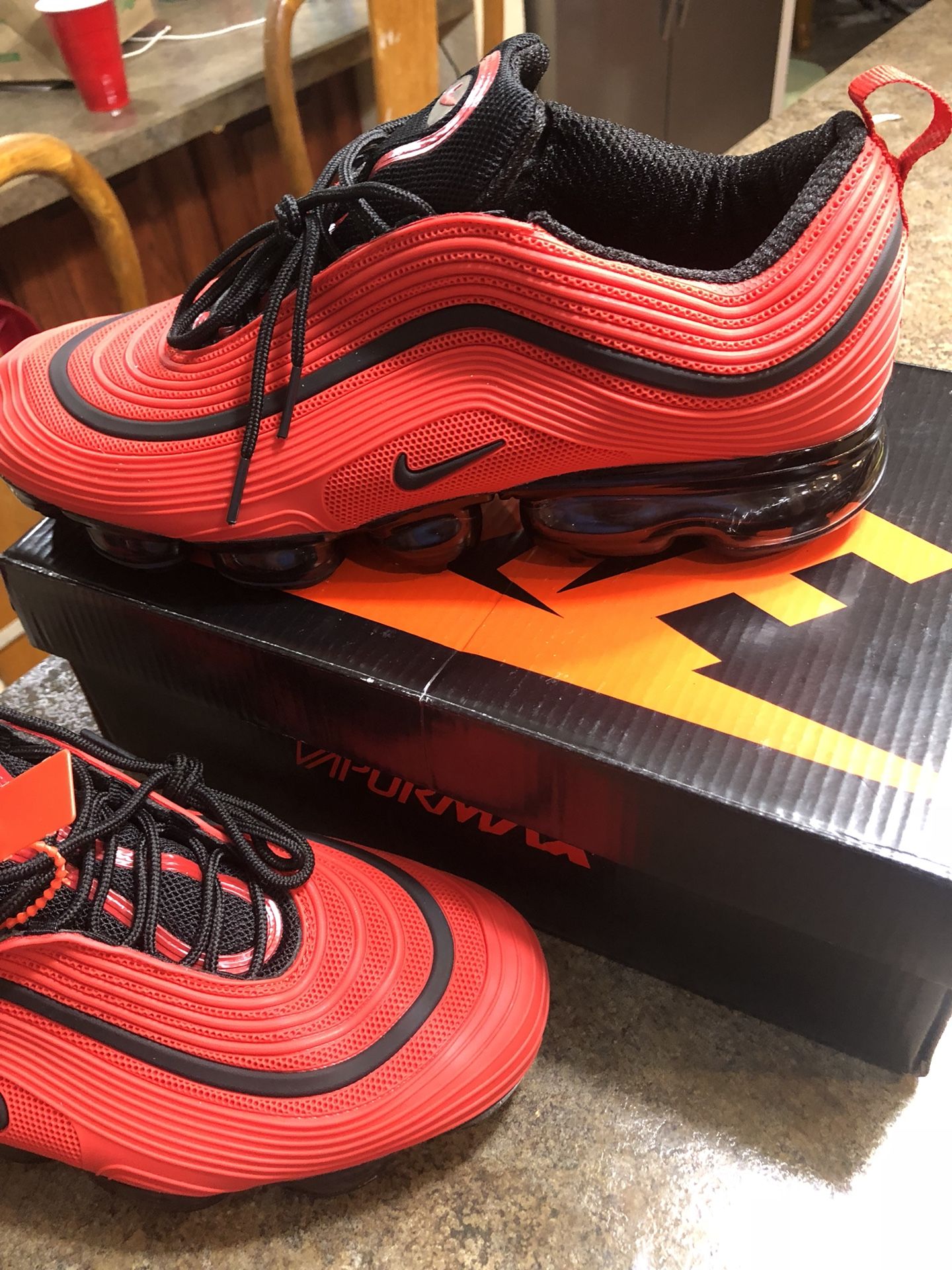 Vapormax 97 red and cheap black