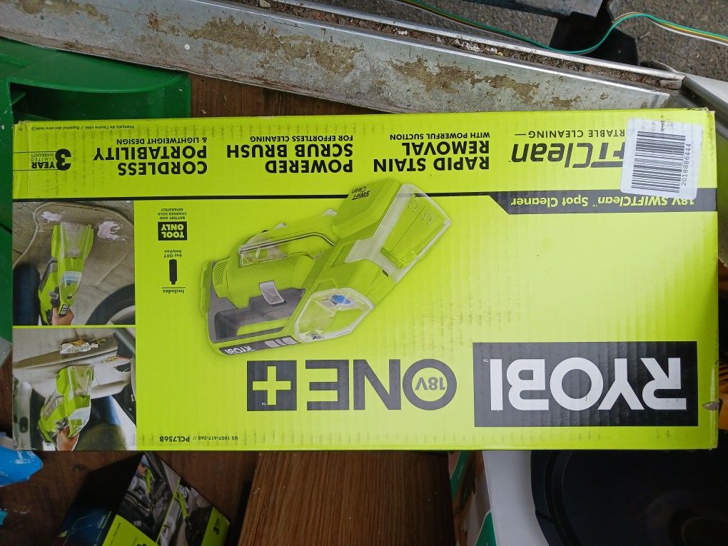 RYOBI CORDLESS CARPET SHAMPOOER