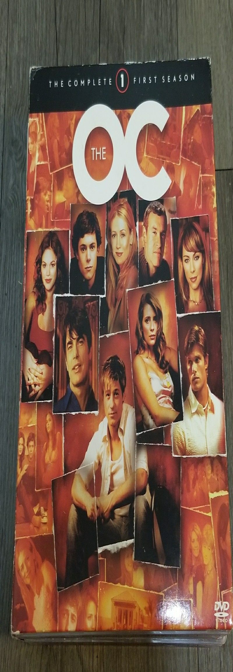 The O.C. - The Complete First Season (DVD, 2004, 7-Disc Set), Used