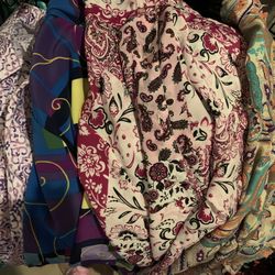 FREE Women’s 2XL/ 1XL beautiful Blouses…