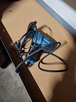 Makita Corded Sander Tools 