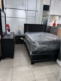 4pc Queen Bedroom Set 🖤 black color