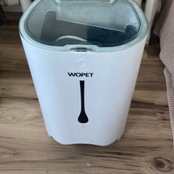 Free Wopet Feeder
