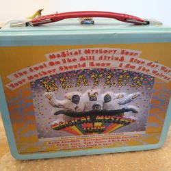 Beatles Magical Mystery Tour Lunchbox 1999