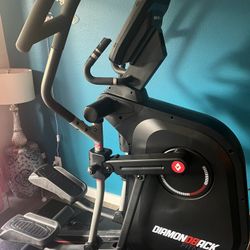 Diamondback elliptical Like New 