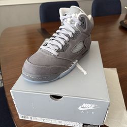 Jordan 5 Wolf Grey Women’s Size 8.5 or Big Kids Size 7Y