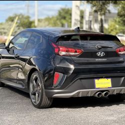 2019 Hyundai Veloster Turbo