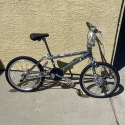 Vintage Diamondback Venom 4130 BMX chrome