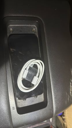 600 iPhone 16 pro max
