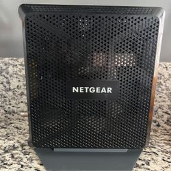 NETGEAR - Nighthawk AC1900 Router with DOCSIS 3.0 Cable Modem - Black