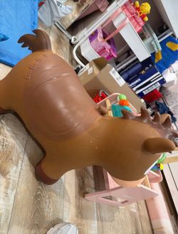 Bullseye bounce toy