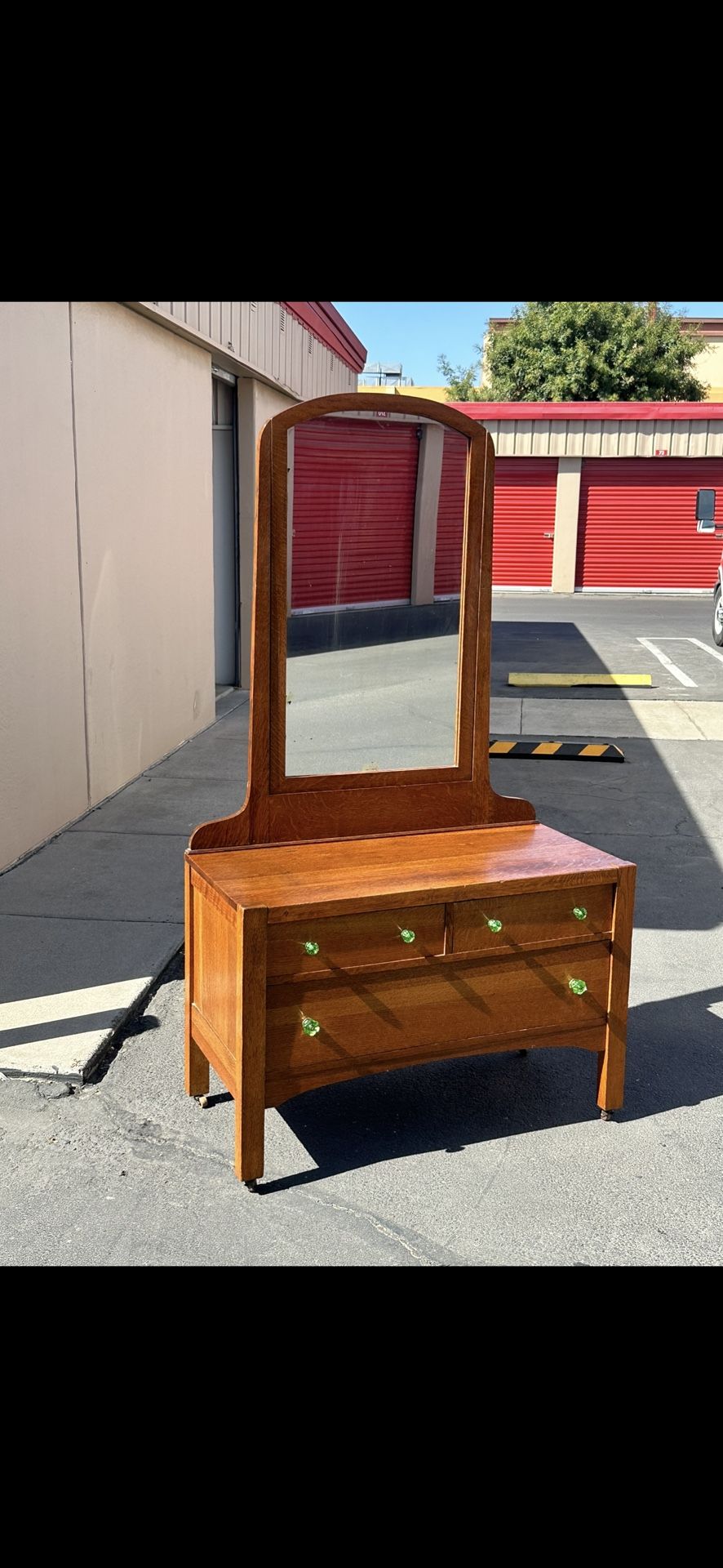 Antique Dresser/mirror