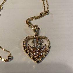 Cadena Con Dige De 15 Años De Oro Laminado 