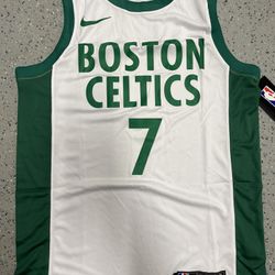 Nike / Men's Boston Celtics Jaylen Brown #7 T-Shirt
