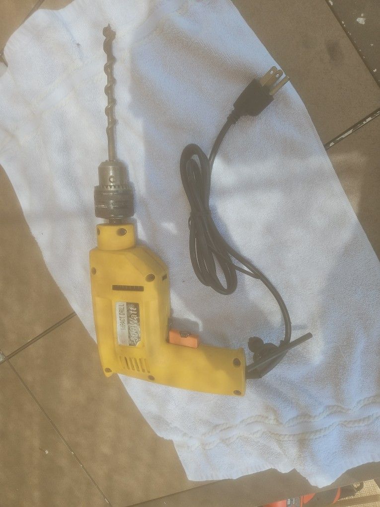 1/2 " IMPACT DRILL GOOD WORKING CONDITION