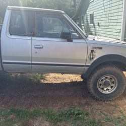 1985 Nissan King Cab