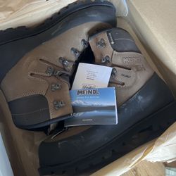 Brand New Meindi EH boots 