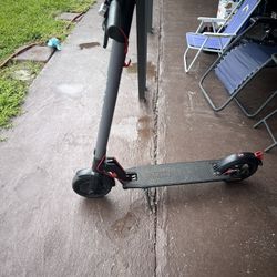 Scooter Electric … Gotrax De Uso Pero Funciona  Muy Bien 