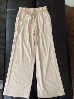 Small beige pants