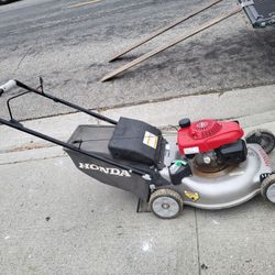 Lawn Mower Honda