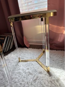 Nesting Table Set