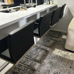 Set Of 4 Counter stools - Chairs 