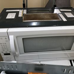 Microwave 16 X 30 X 16.25 