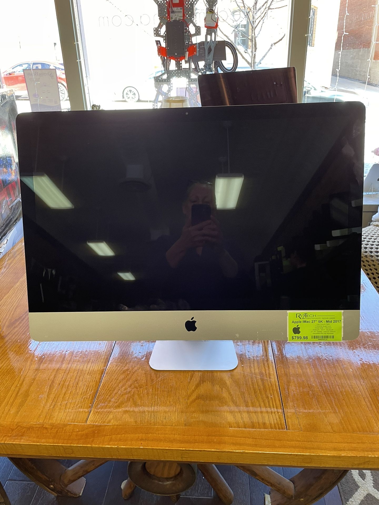 Apple iMac 27" 5K 2017 Intel Core 15-7600 3.50GHz Quad Core 16GB RAM 1TB SSD Ventura