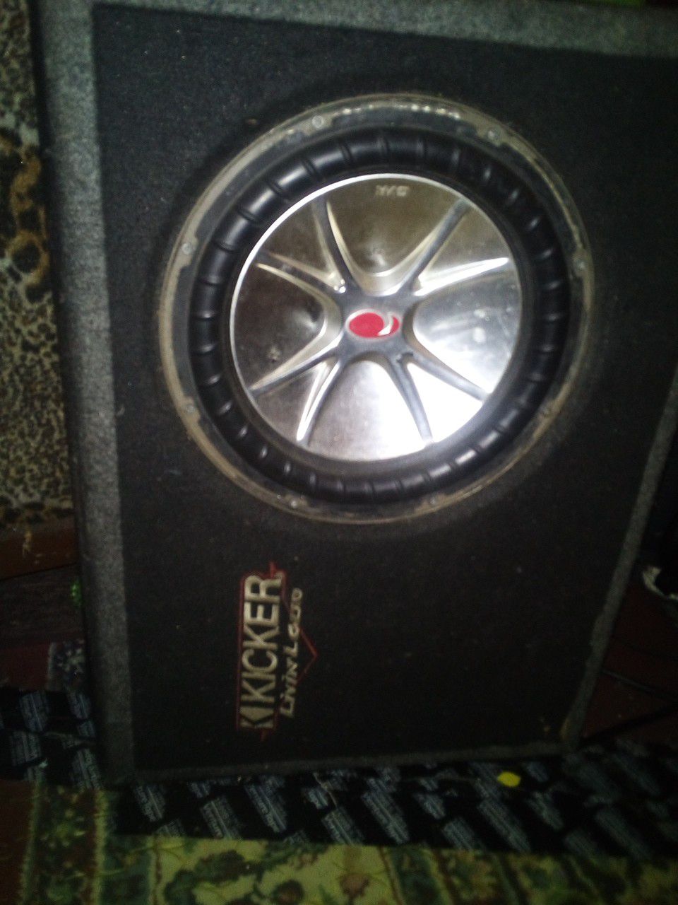 Kicker speaker box