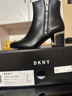 DKNY boots 6 1/2