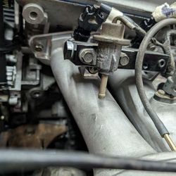 B Series Fuel Pressure Regulator Repositioner