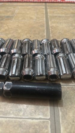 Lugs 24 14/16