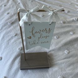 Small Wedding Favors Sign
