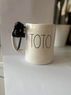 Rae Dunn ‘Toto’ Mug!
