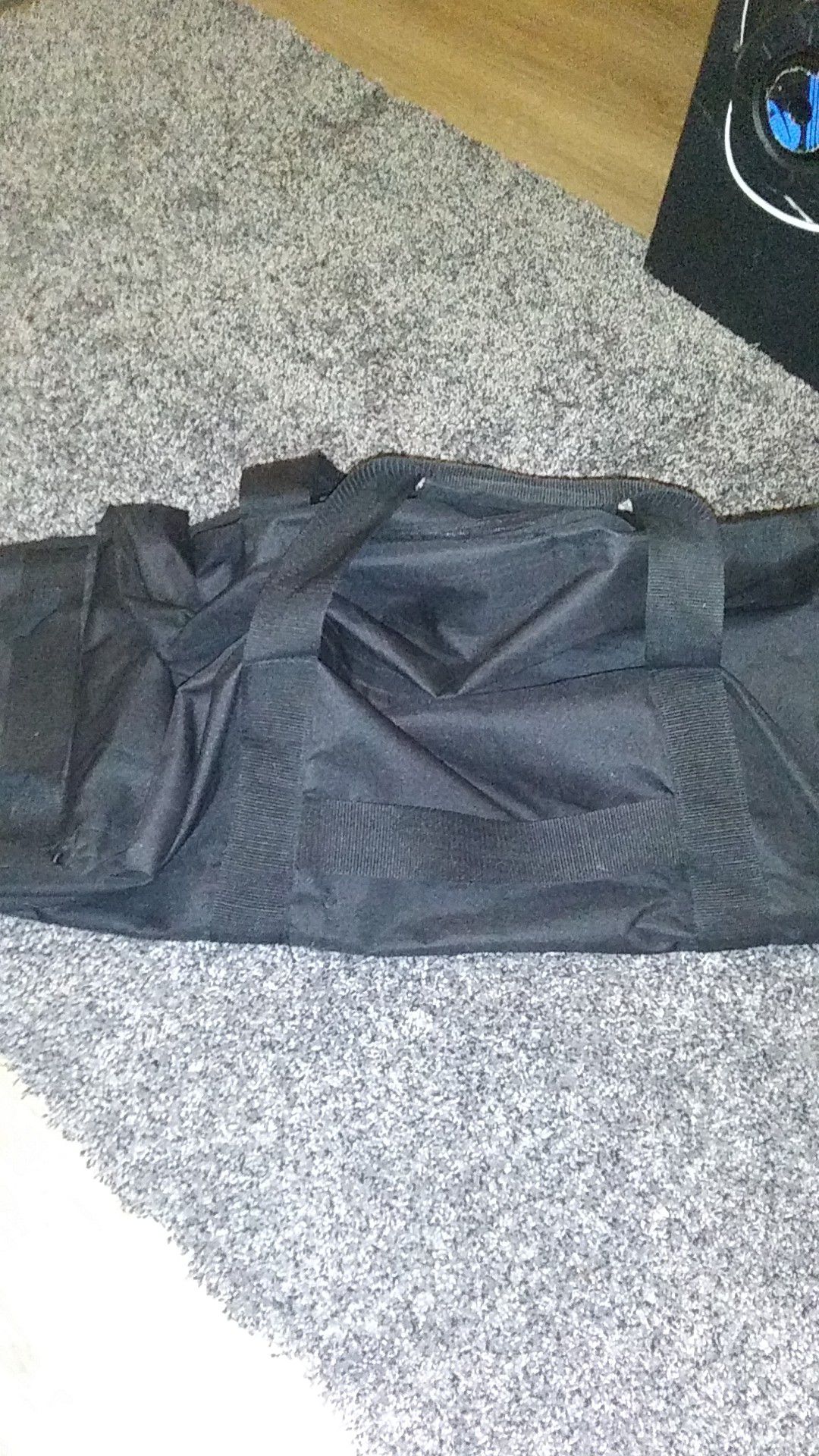 Large Duffle bag with wheels